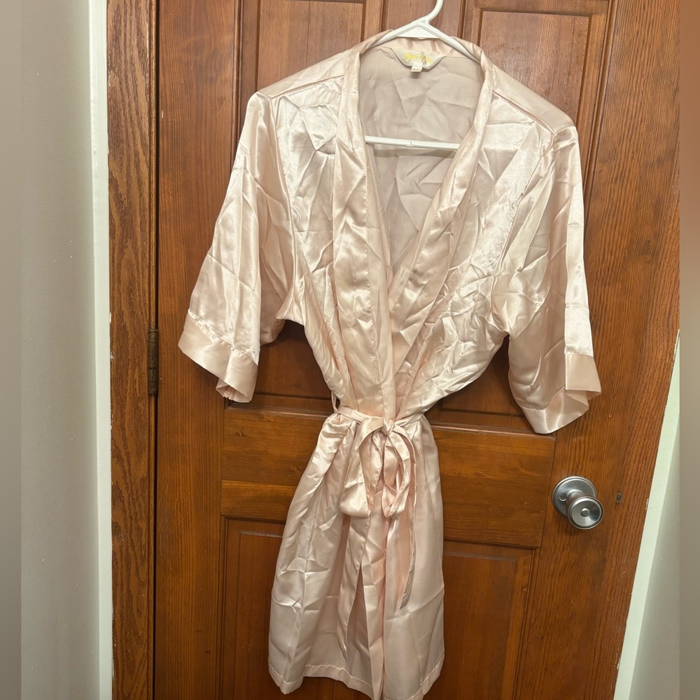 Light pink robe